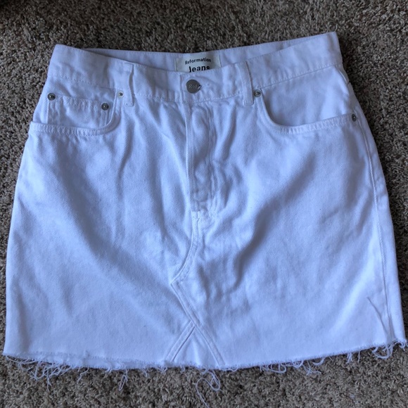 Reformation Cherry skirt-6 - Picture 3 of 7